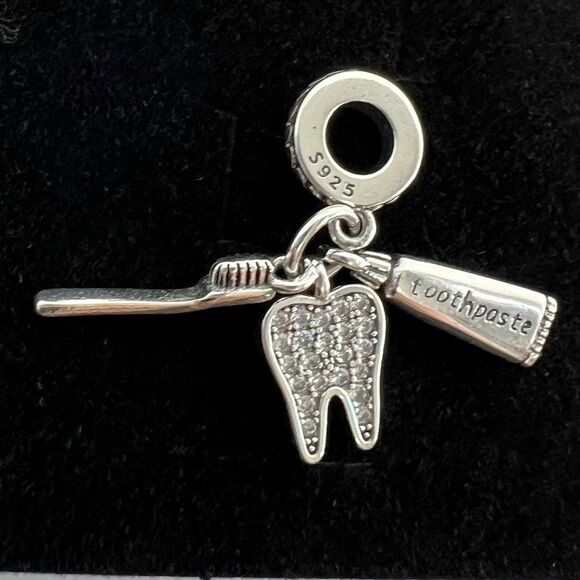 Dental Hygiene Dentist S925 Sterling Silver Pandora Moments Compatible Charm - Picture 1 of 7